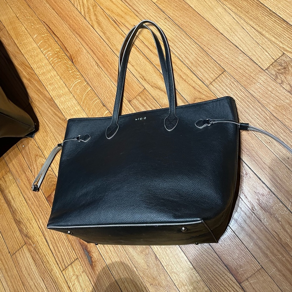 Lodis Pebbled Bliss 100% grain Leather big Tote Travel Vacation Shoulder